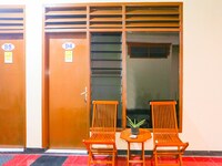 OYO 93136 Hotel Santo Djaya 2