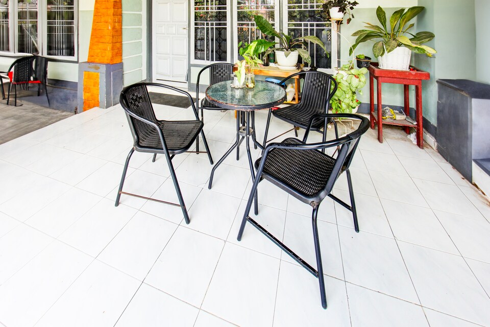 OYO Life 93154 White Kos Jenggala, Tanjung Lombok, Lombok