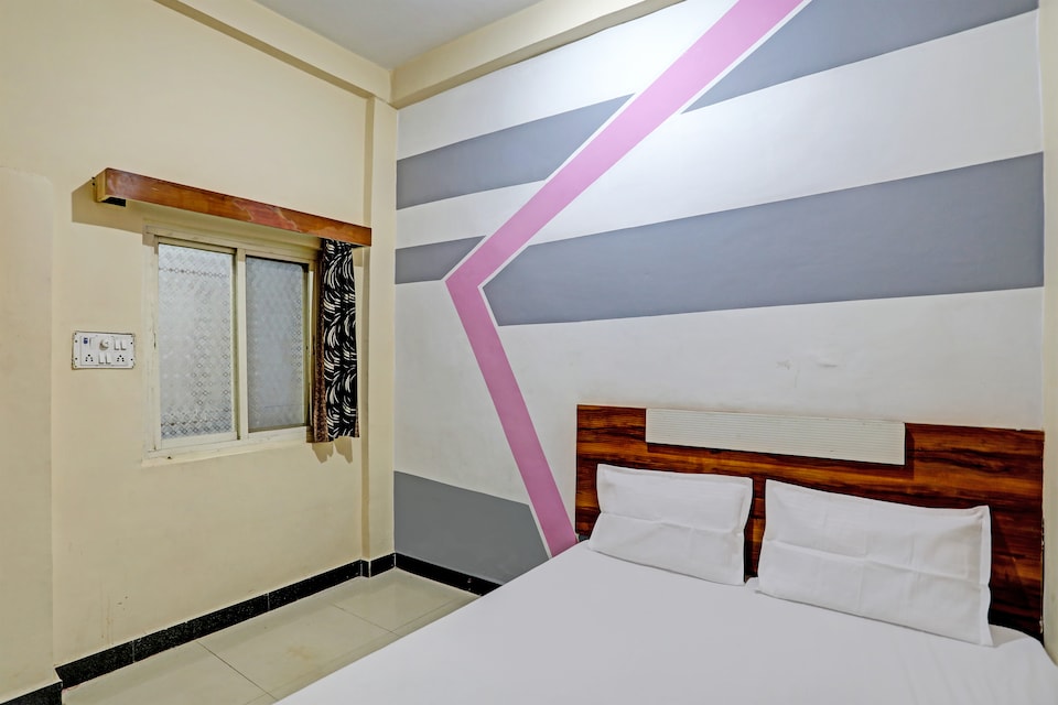 OYO Maa bhagwati Hotel, Nalkheda, Nalkheda