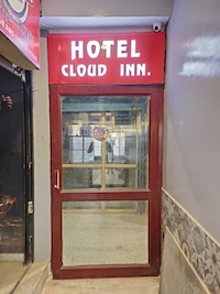 Hotal O Cloud Inn