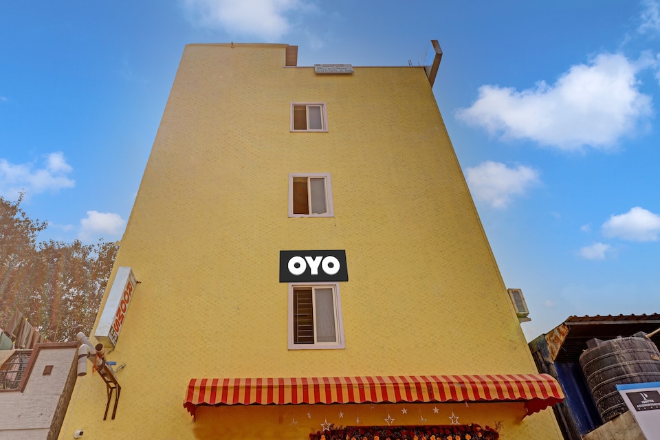 Hotel O PALMS INN ROOMS, Manyata Bangalore, Bangalore