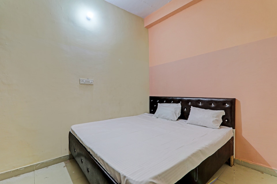 SPOT ON Hotel Shyam, Aliganj Lucknow, Lucknow