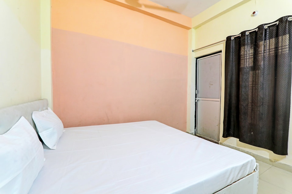 SPOT ON Hotel Shyam, Aliganj Lucknow, Lucknow