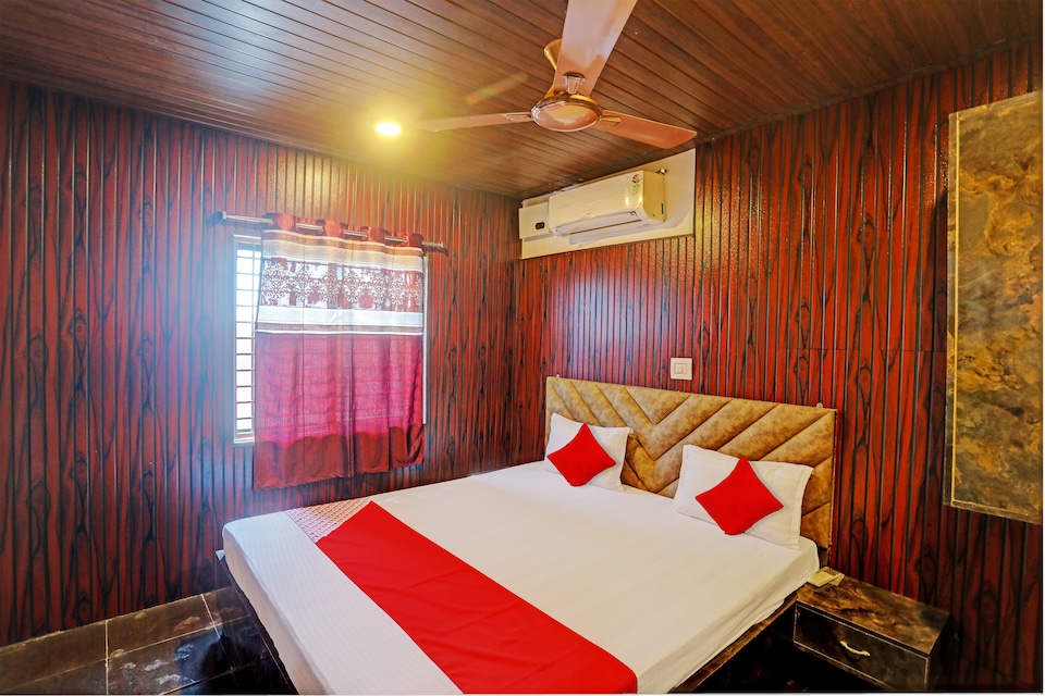 OYO Flagship THE VENERATE , Railway Station Bhubneshwar, Bhubaneswar