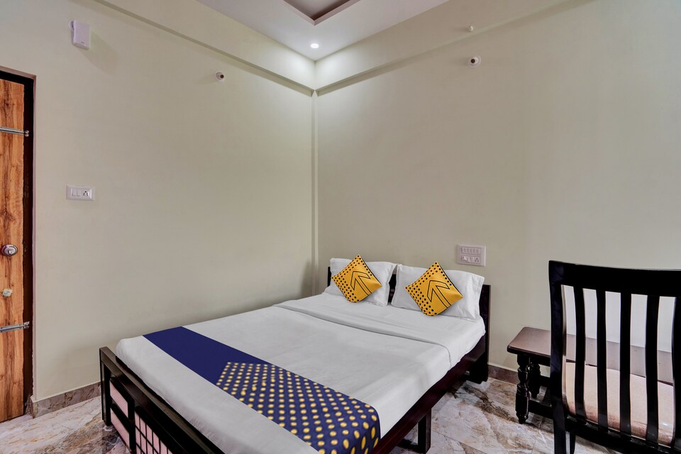SPOT ON Sneha Boarding And Lodging , Kengeri - Rajarajeshwari Nagar Bangalore, Bangalore