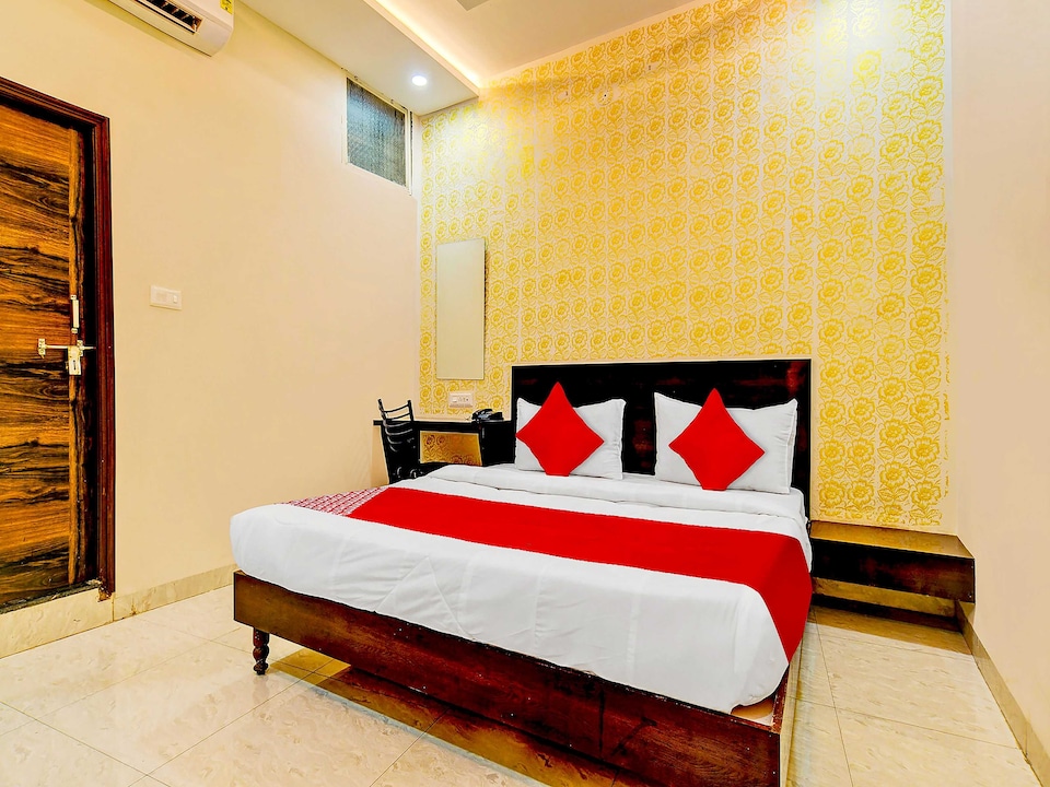 OYO Hotel Darshini , Vijay Nagar Indore, Indore