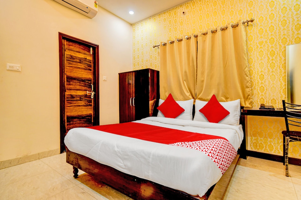 OYO Hotel Darshini , Vijay Nagar Indore, Indore