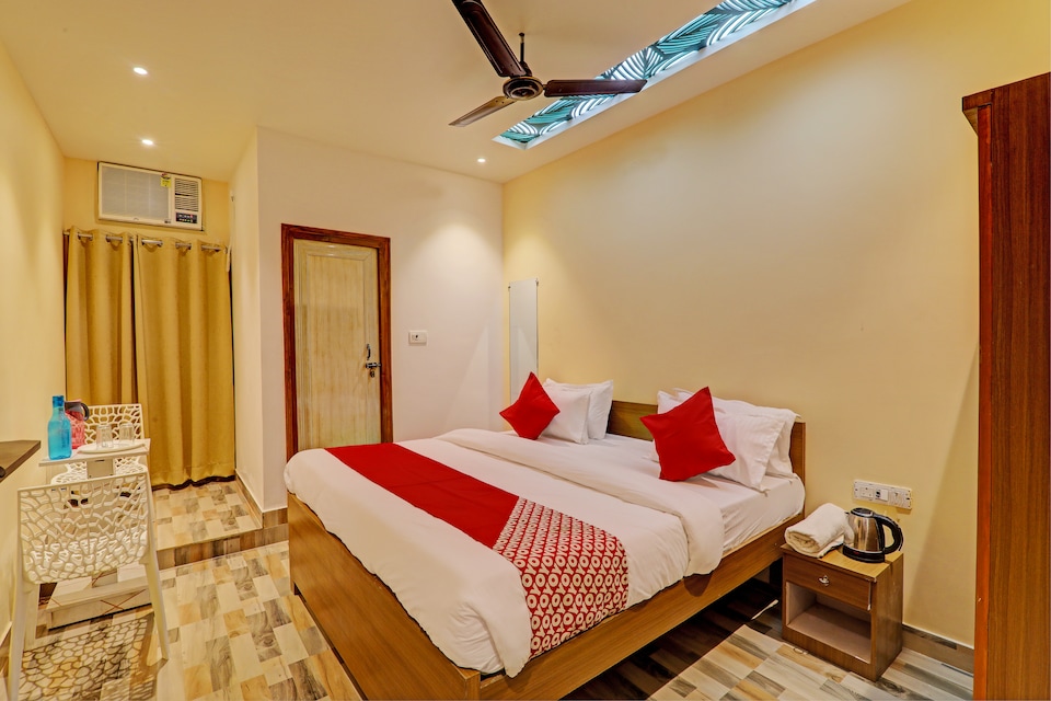 Super Hotel O Royal Regency Palace, Golghar, Gorakhpur