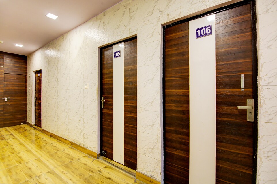 OYO 818886 Hotel GT Inn, North Delhi, Delhi