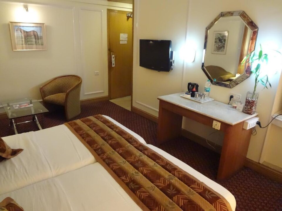 POP 81889G Regent Hotel Andheri, Mumbai International Airport, Mumbai