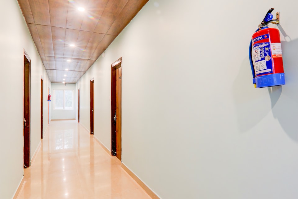 OYO Flagship Hotel Atharv Palace, Gomti Nagar Lucknow, लखनऊ