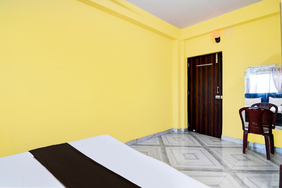 Collection O Trupati Banquet, VIP Road Kolkata, Kolkata