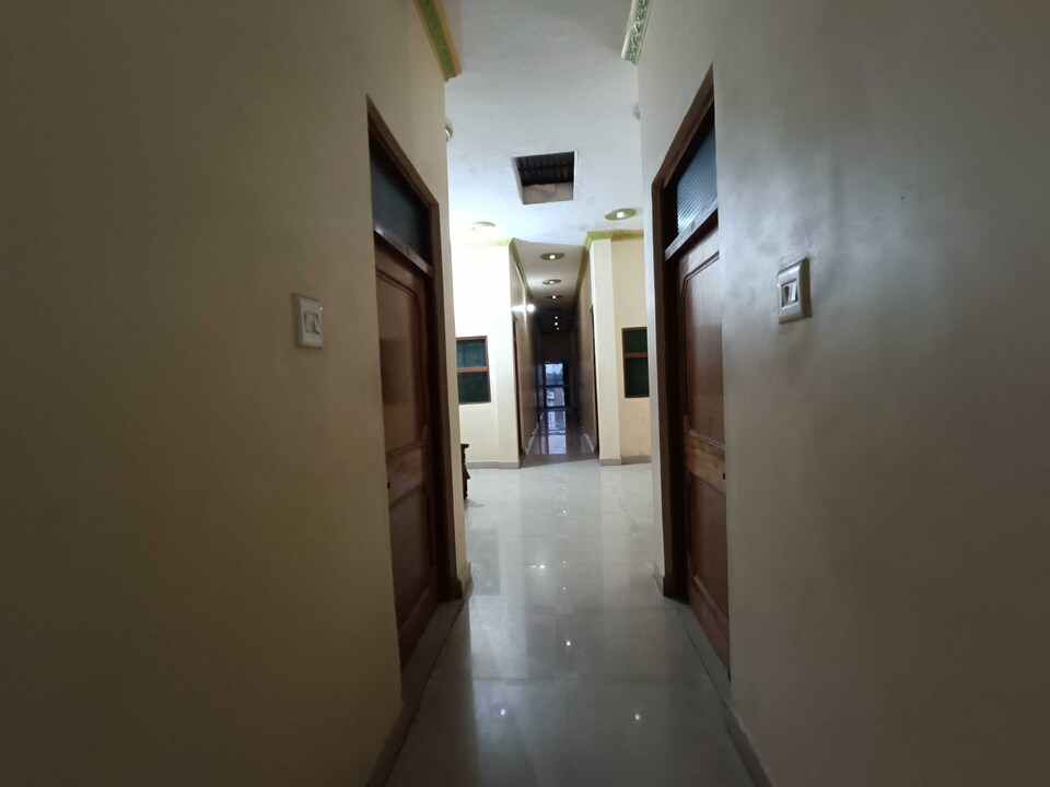 live on ORC032, Orchha, Orchha