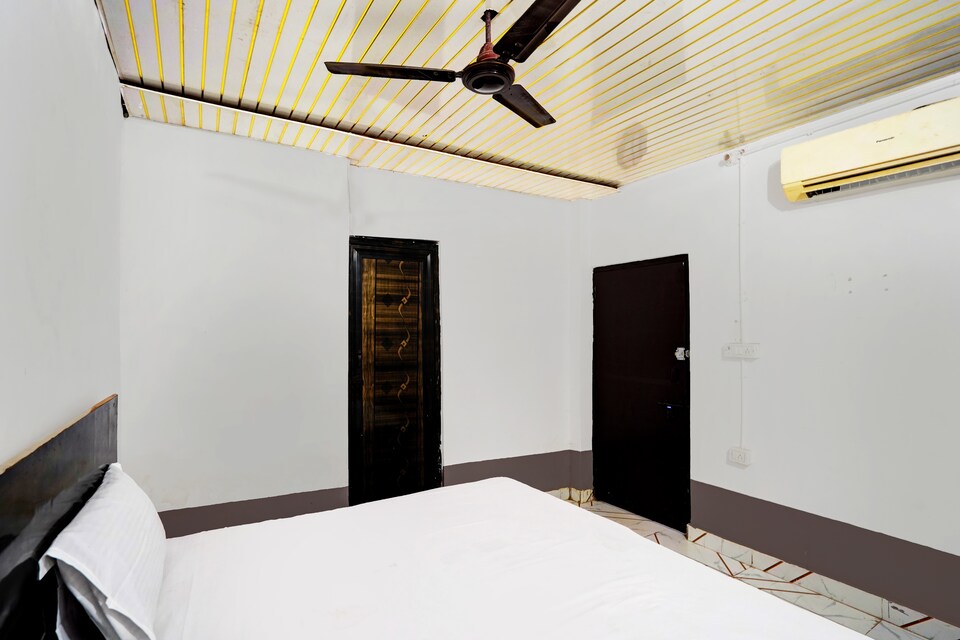 OYO Silver Spoon Hotel And Restaurant , Meerut, Meerut