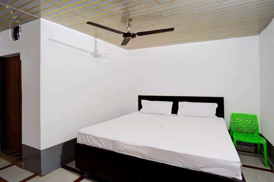 OYO Silver Spoon Hotel And Restaurant , Meerut, Meerut