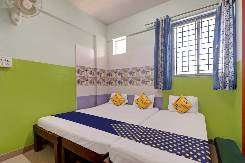 SPOT ON Sri Ranganatha Boarding & Lodging , Tumkur Road, Bangalore