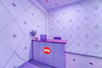 Hotel O S Square Guest House