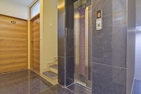 Hotel O Bohra International 