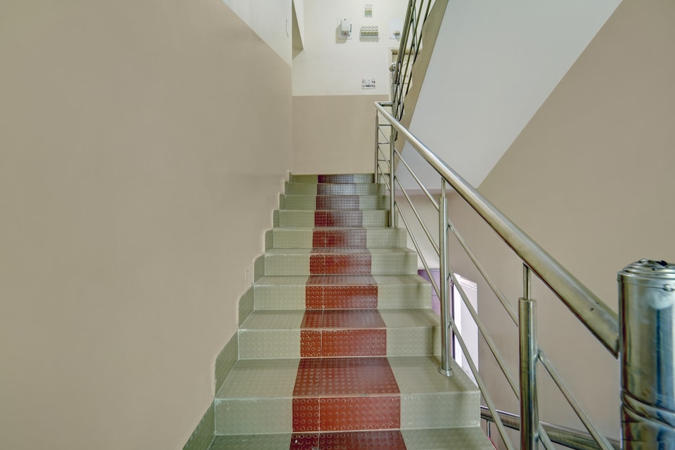 Spot On HOTEL TRIPTI VATIKA, Deoghar, Deoghar