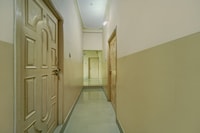 OYO 819125 HOTEL SHIV TRIPTI AND BANQUET HALL