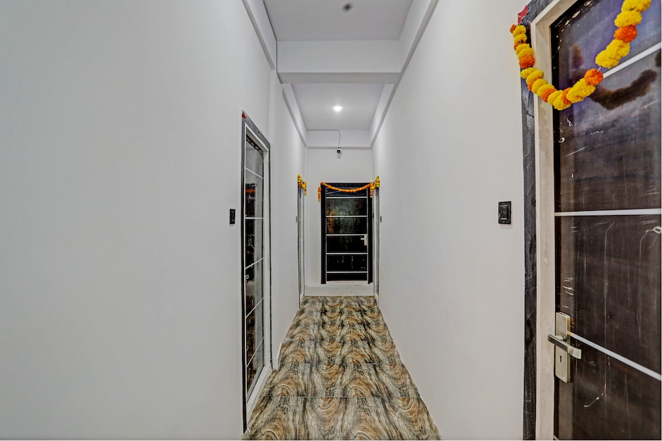 OYO 819134 Hotel Adhiraj, Jabalpur, Jabalpur