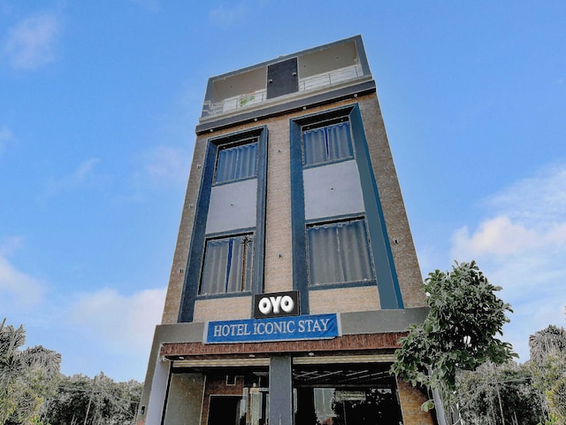 Hotel O by OYO Iconic Stay