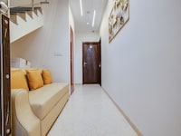Hotel O by OYO Iconic Stay