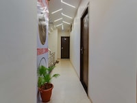 Hotel O by OYO Iconic Stay