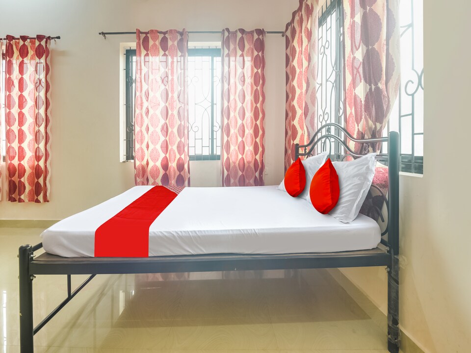 OYO Alex Pride Guest House, Calangute Goa, Goa