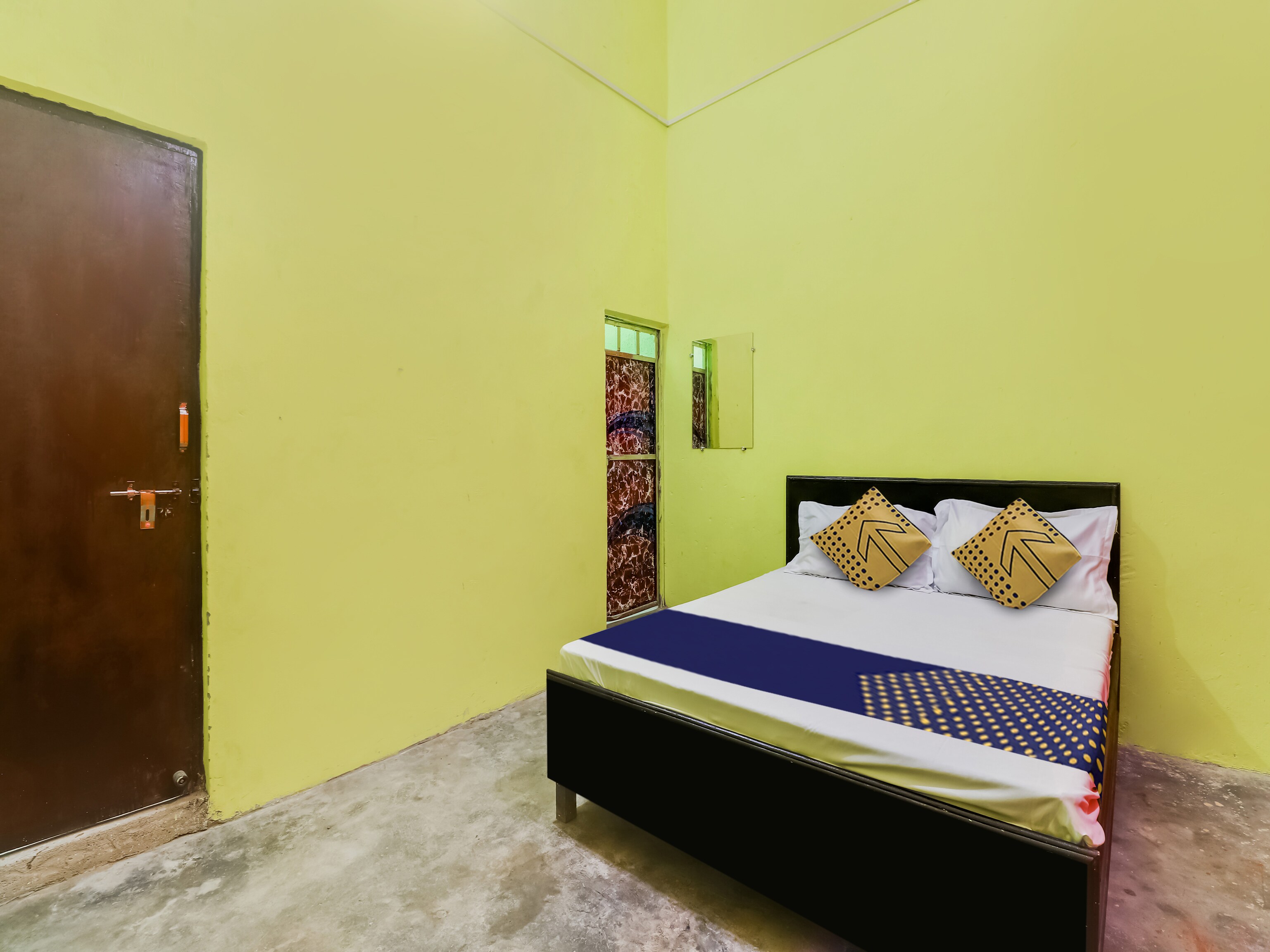SPOT ON Sy Guest House, SPOT ON Aligarh, Book @ ₹792 - OYO