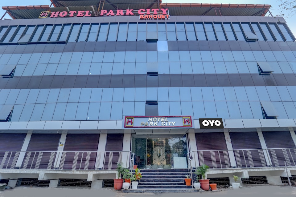 Collection O Park City, Patna Station, Patna
