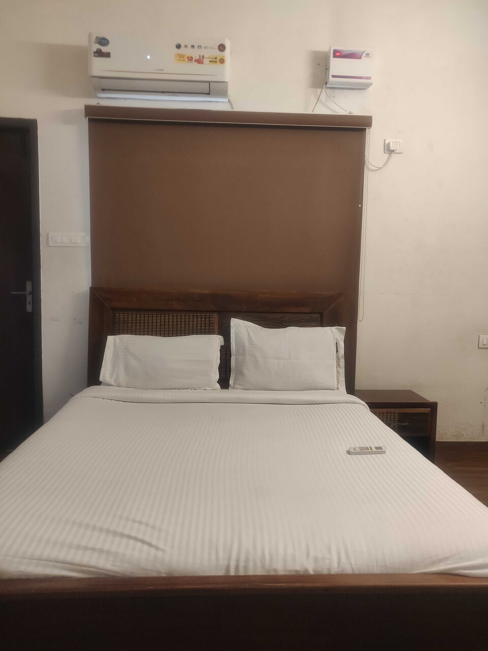 POP 81922D Dakshin Serviced Apartments - Kottivakkam, Thiruvanmiyur Chennai, Chennai