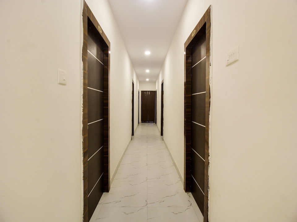 Hotel O Sai Ganesh Residency, Nakkalagutta Hanamkonda Warangal, Warangal