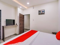 HOTEL O M J HEIGHTS