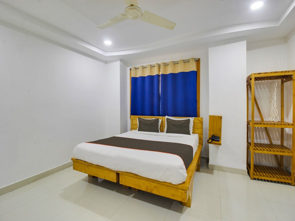 POP 81924D Hotel Green Leaf - Kondapur, Hyderabad, Hyderabad