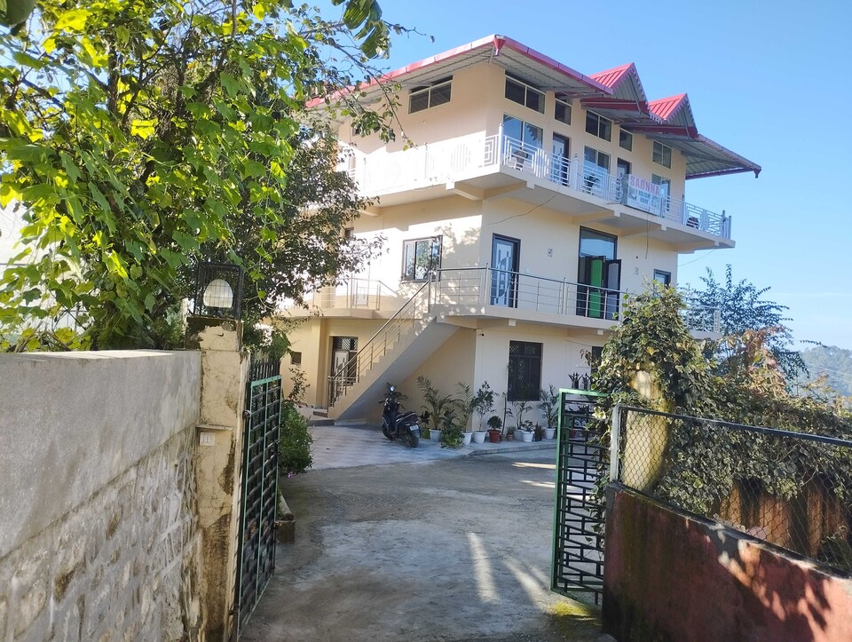 POP 81927E Sadhna Guest House , Bhowali, Nainital