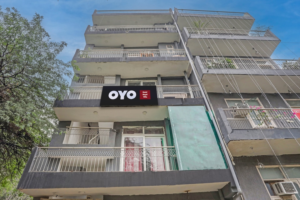 Hotel O the royal villa, AIIMS Delhi, Delhi