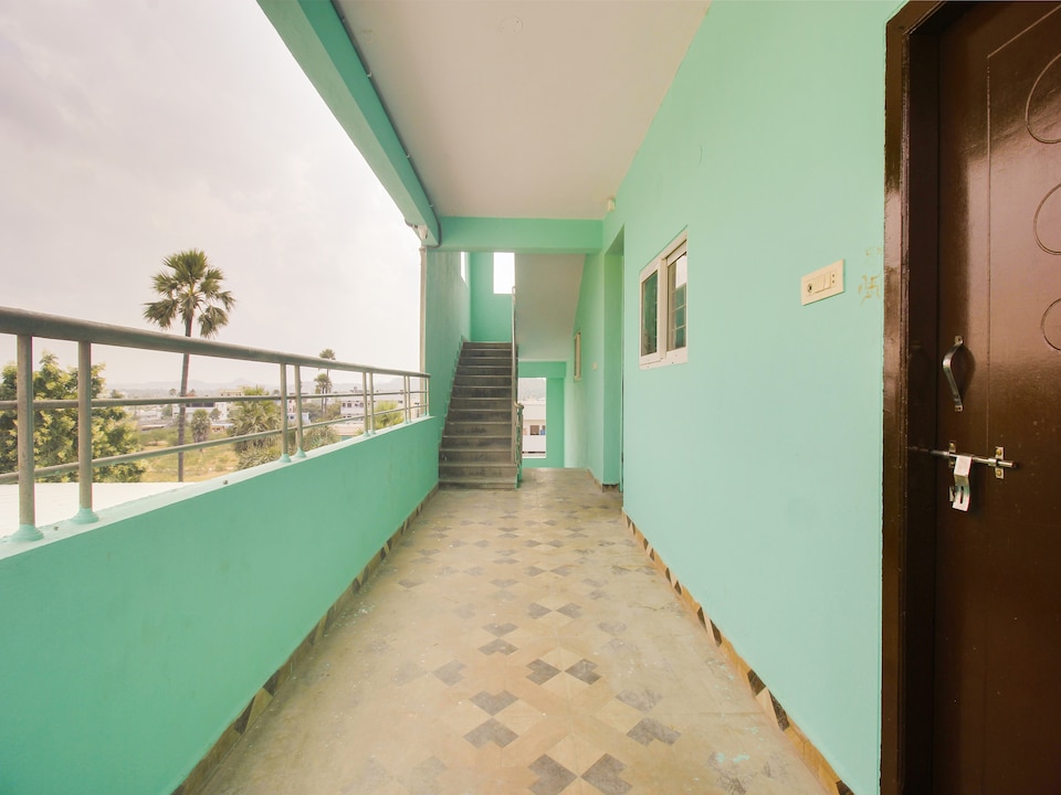 Hotel O R.J.International , LB Nagar-Ramoji, Hyderabad