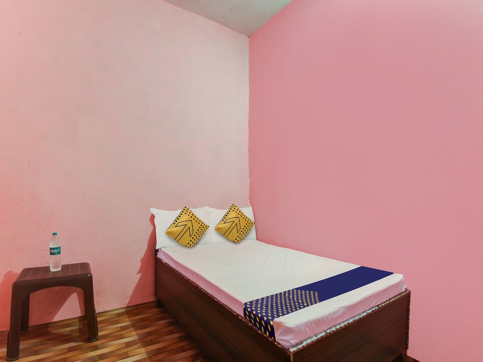 SPOT ON Shiva Restaurant , Aligarh, Aligarh