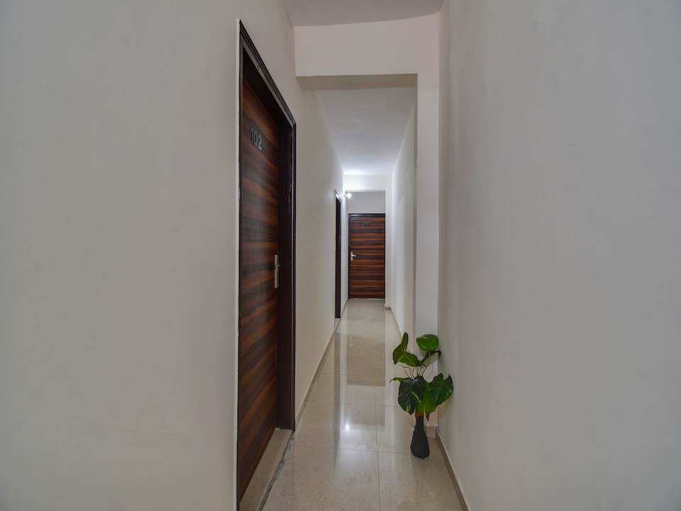 Hotel O Dream Palace, Anand Vihar Delhi, Delhi