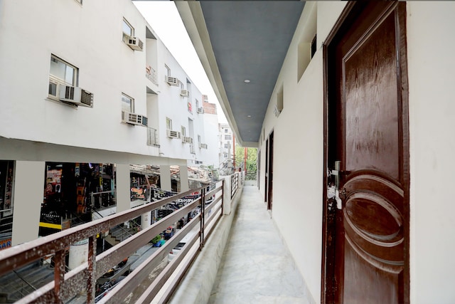 Hotel O Tilak hotel 24 Sector 27 Near by Vinayak Hospital Gali no-6