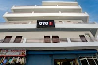 Hotel O Tilak hotel 24 Sector 27 Near by Vinayak Hospital Gali no-6