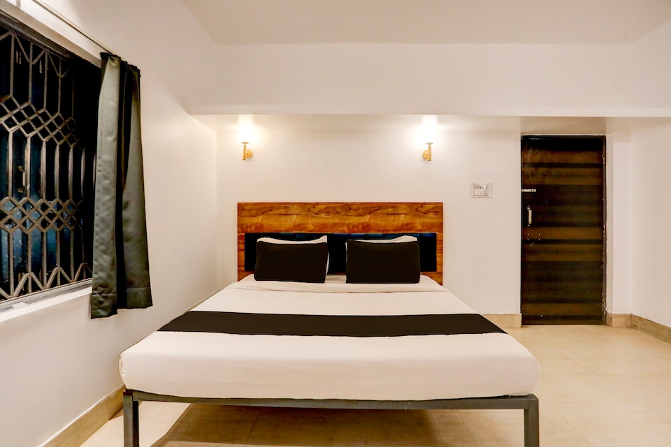 Super Collection O IGKC Multispecialty Hospital Formerly Hotel Neatflix and Chill, Khandagiri Bhubaneswar, Bhubaneswar