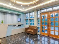 Hotel O Majestic Hotel Near Phoenix Palassio