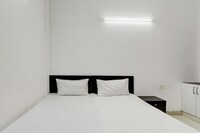 Hotel O by OYO Aashiyana Homes