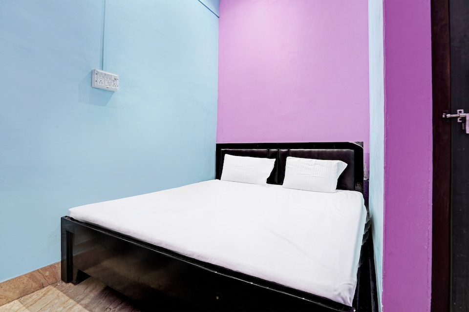 SPOT ON The Wave Hotel & Restaurant , Etah, Etah