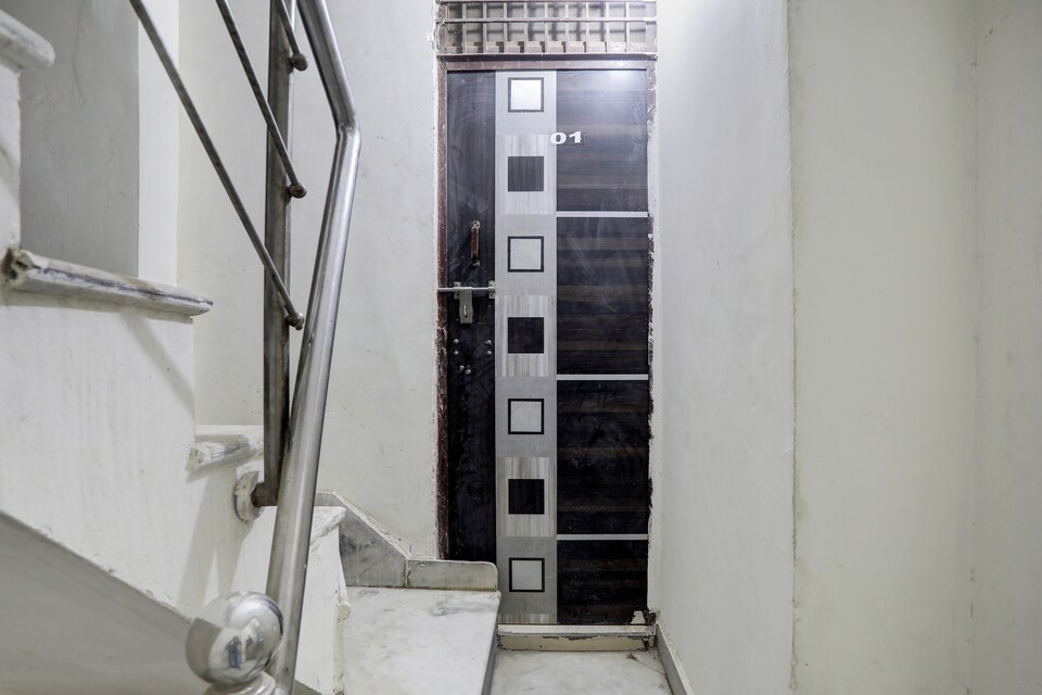 Hotel O Thirty Inns, Noida City, Noida