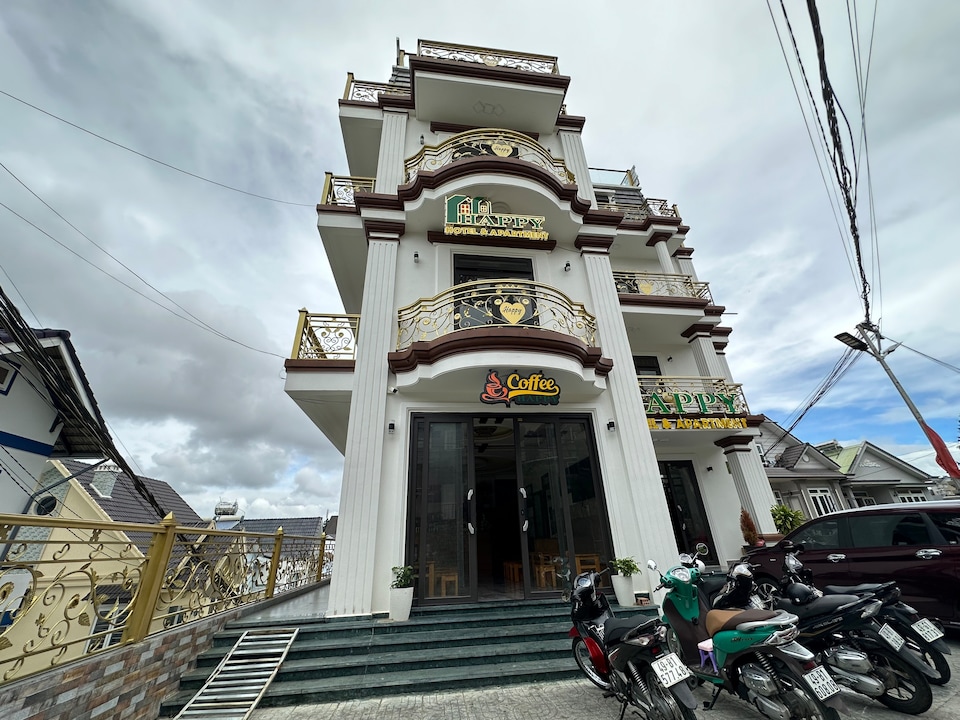 OYO 1211 Happy Hotel & Apartment, Dalat City, Dalat
