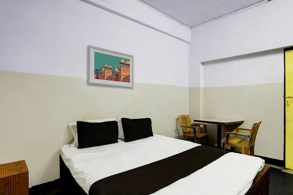 Spot on Shivraj Guest House, Bus Stand Nagpur, Nagpur