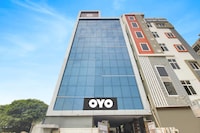 Collection O SIRI GRAND INN